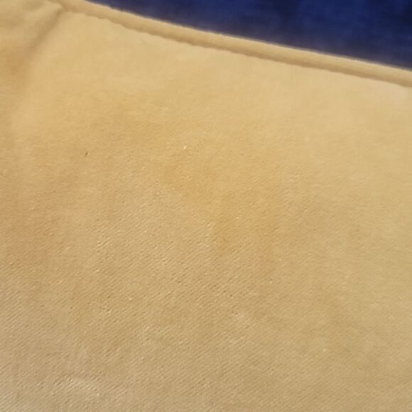 Collection of Matching Throw Pillows (lg, 2 sm) - Picture 7 of 13